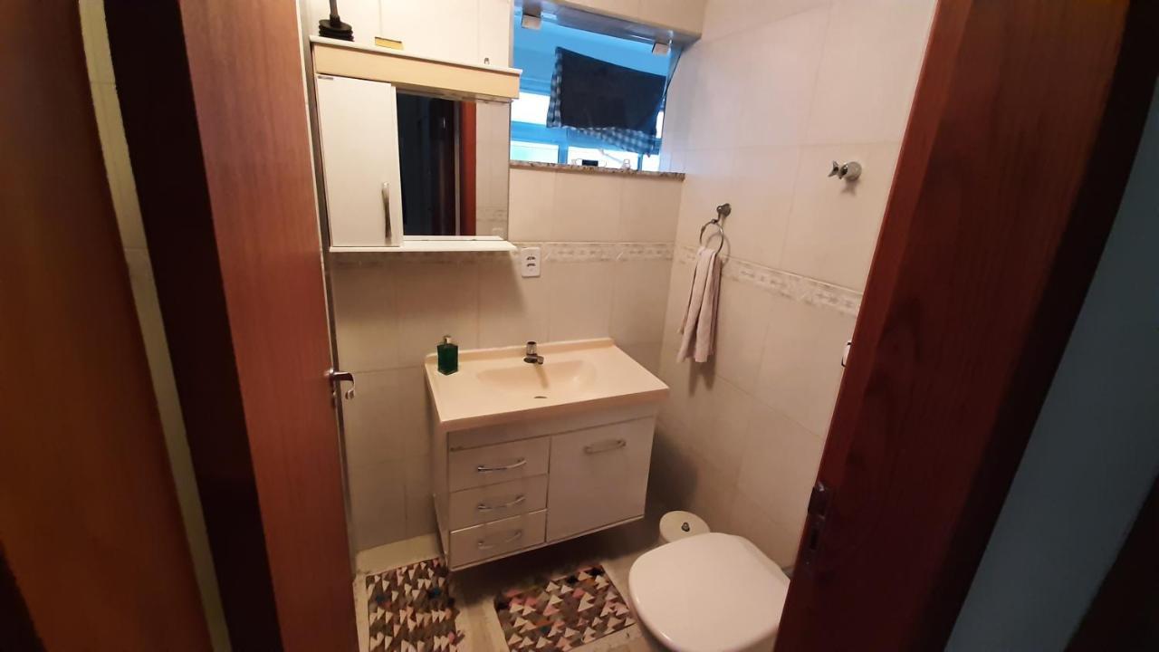 Lindo Apartamento Enseada Гуаружа Екстериор снимка