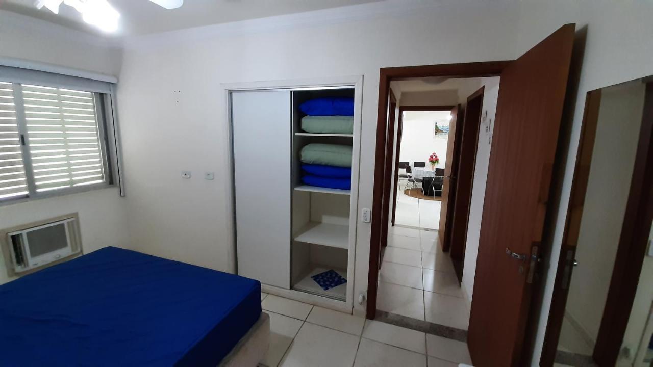 Lindo Apartamento Enseada Гуаружа Екстериор снимка