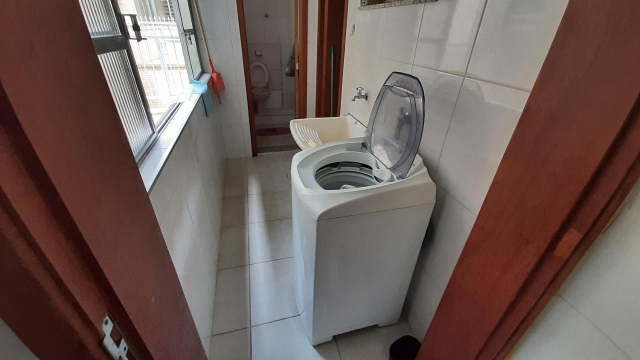 Lindo Apartamento Enseada Гуаружа Екстериор снимка