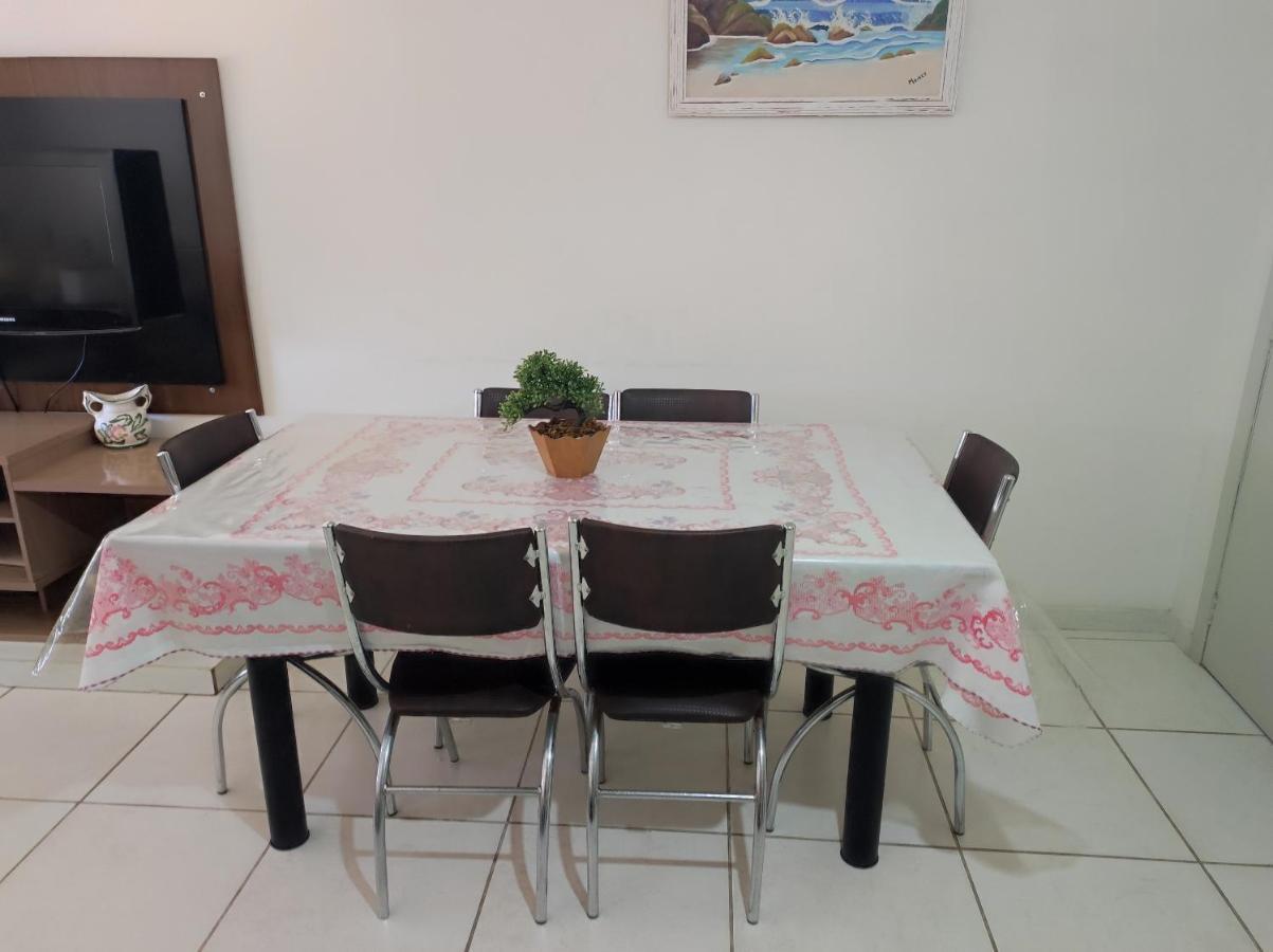 Lindo Apartamento Enseada Гуаружа Екстериор снимка